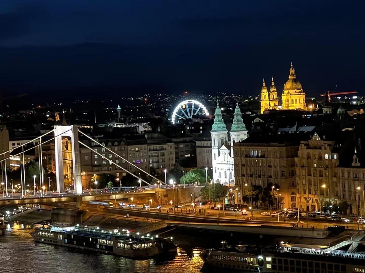 Budapest downtown Andrássy Kültér fotó